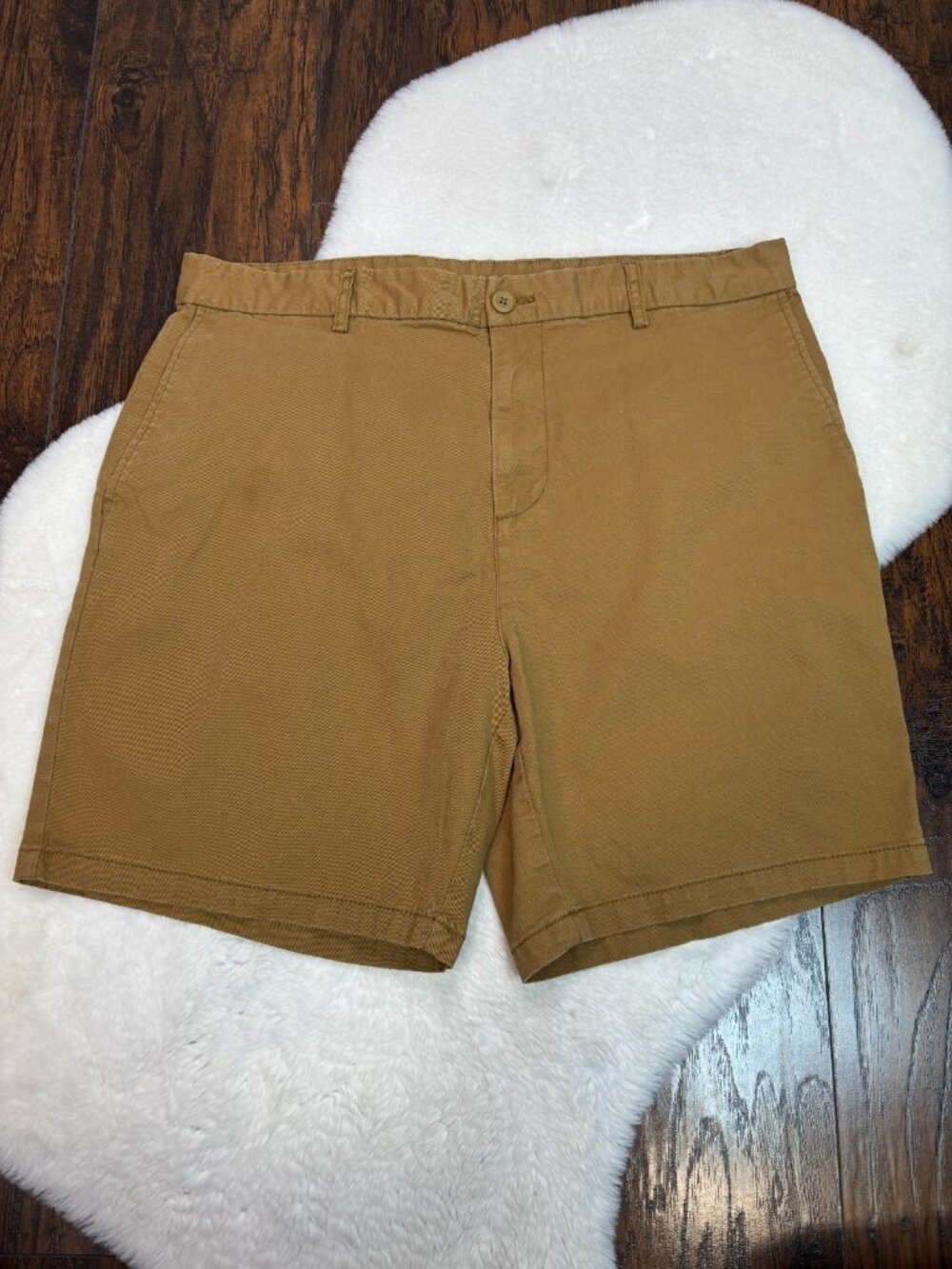 Old Navy Chino Shorts 38 Khaki Tan Slim Fit Stretch 7"‎ Inseam Men's